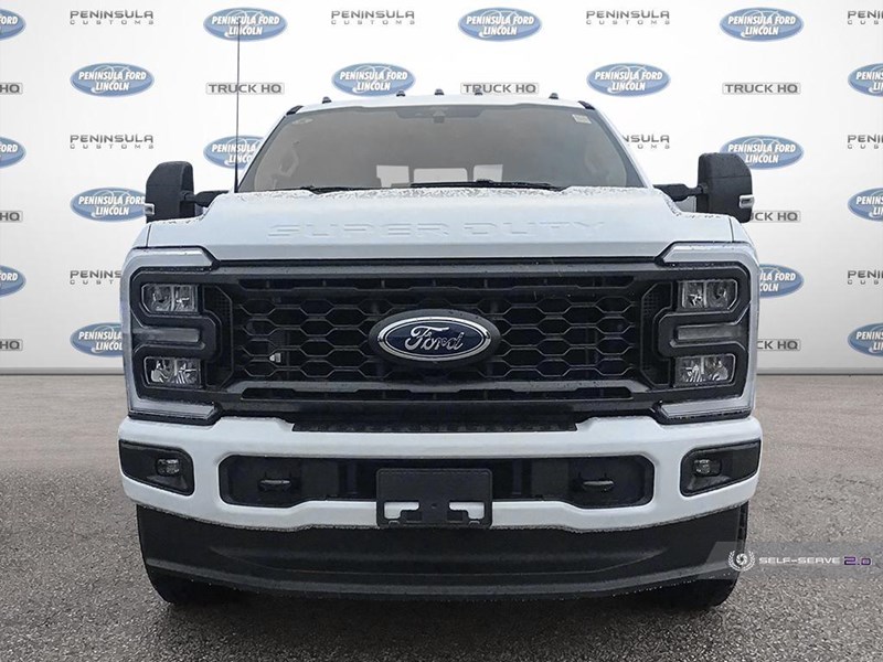 2024 Ford F-250 XLT 4WD Crew Cab 6.75' Box