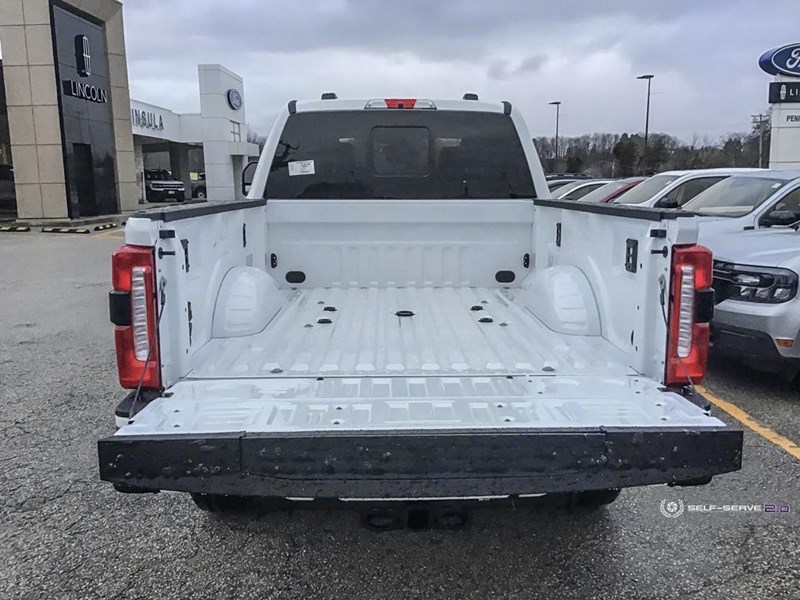 2024 Ford F-250 XLT 4WD Crew Cab 6.75' Box